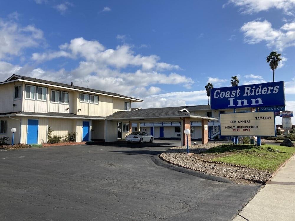 Courtesy Inn San Simeon Exterior foto
